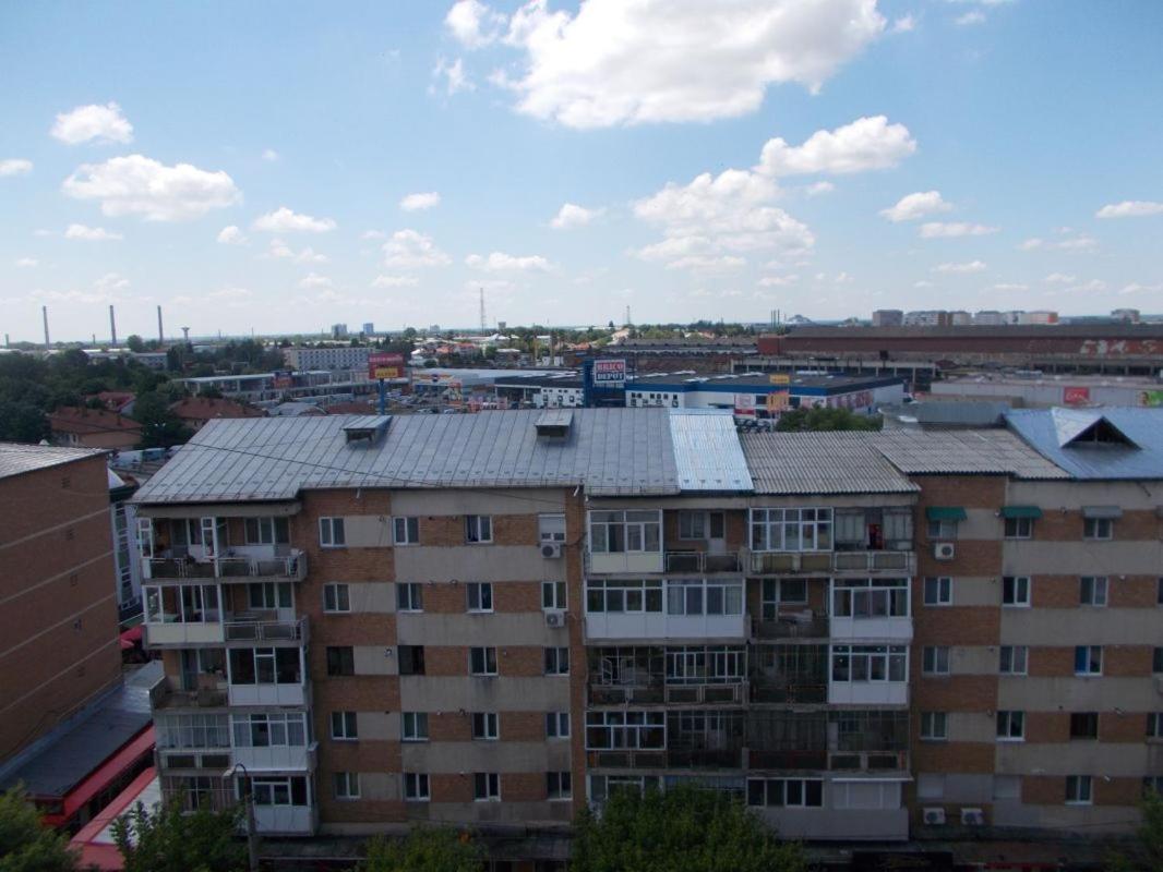 Apartament Sarra Targoviste Exteriér fotografie