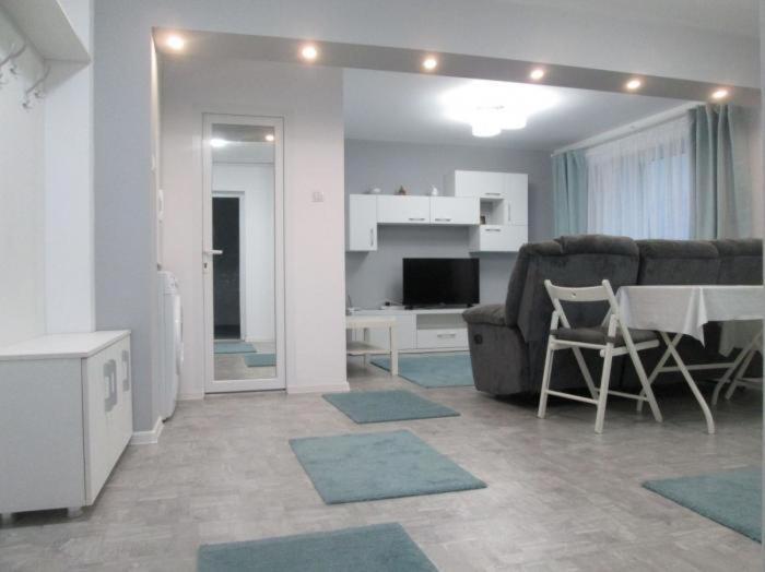 Apartament Sarra Targoviste Exteriér fotografie