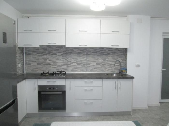 Apartament Sarra Targoviste Exteriér fotografie