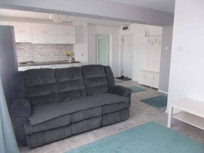 Apartament Sarra Targoviste Exteriér fotografie