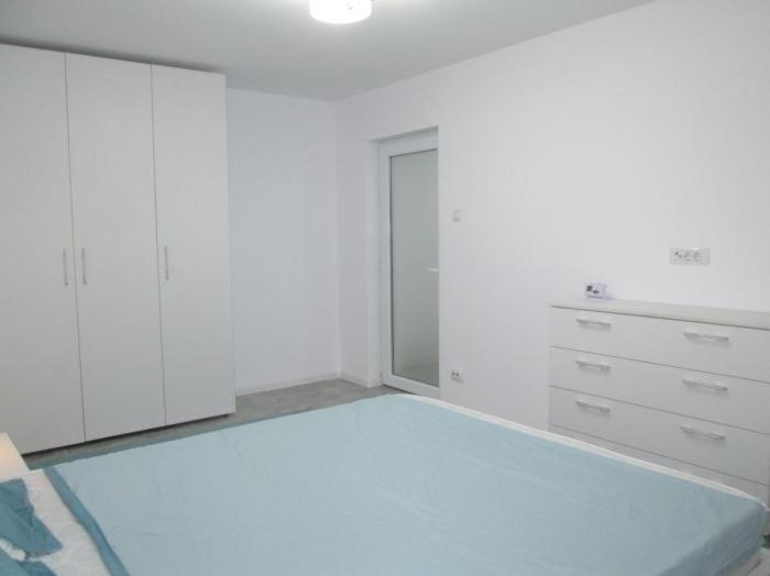 Apartament Sarra Targoviste Exteriér fotografie
