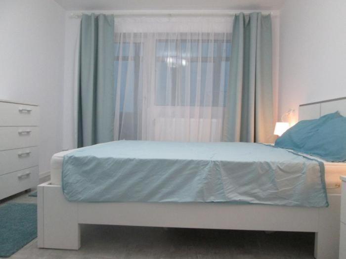 Apartament Sarra Targoviste Exteriér fotografie